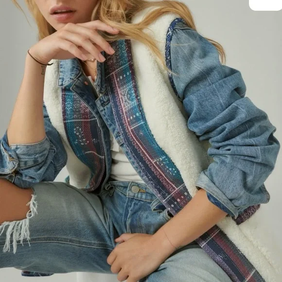 NWT Vest Lucky Brand Oversized Quilted Uniquely crafted Embroidery Vest - Picture 4 of 12